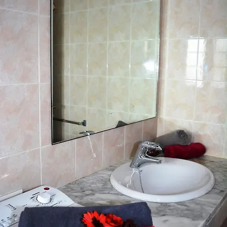 Plus Lanza 2 Share Pool Pdc! Appartement